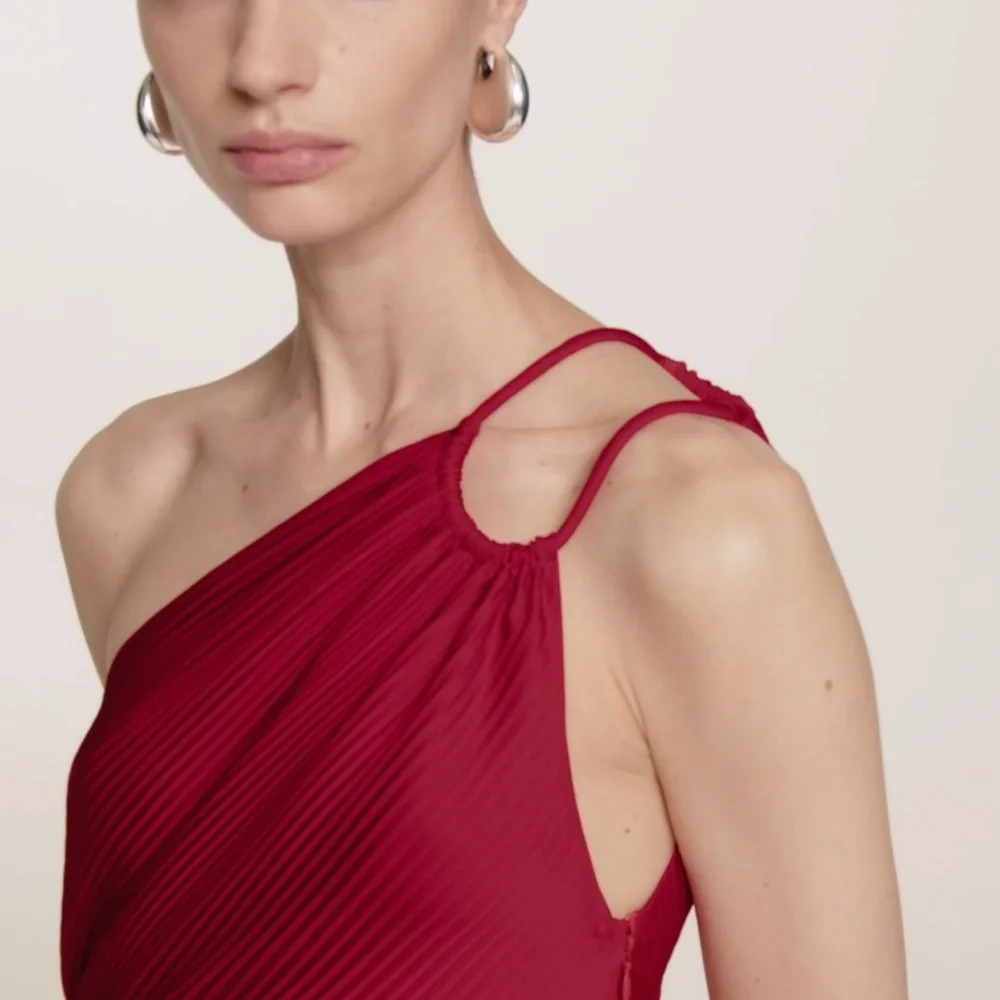 MANGO Women’s One Shoulder Pleated Red Dress - Picture 2 of 5